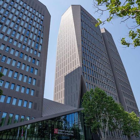 Hilton Garden Inn Tbilisi Chavchavadze Экстерьер фото