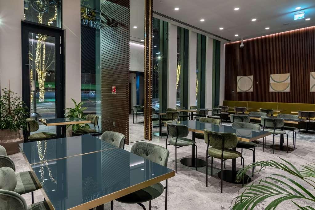 Hilton Garden Inn Tbilisi Chavchavadze Ресторан фото