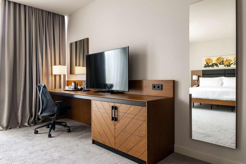 Hilton Garden Inn Tbilisi Chavchavadze Номер фото