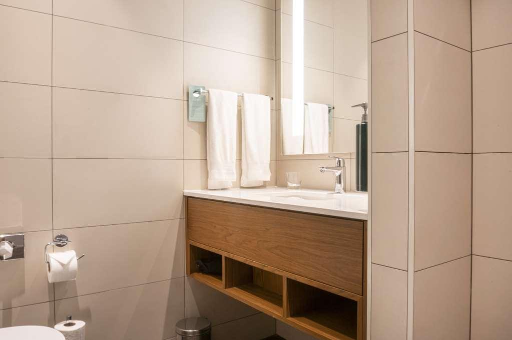 Hilton Garden Inn Tbilisi Chavchavadze Номер фото
