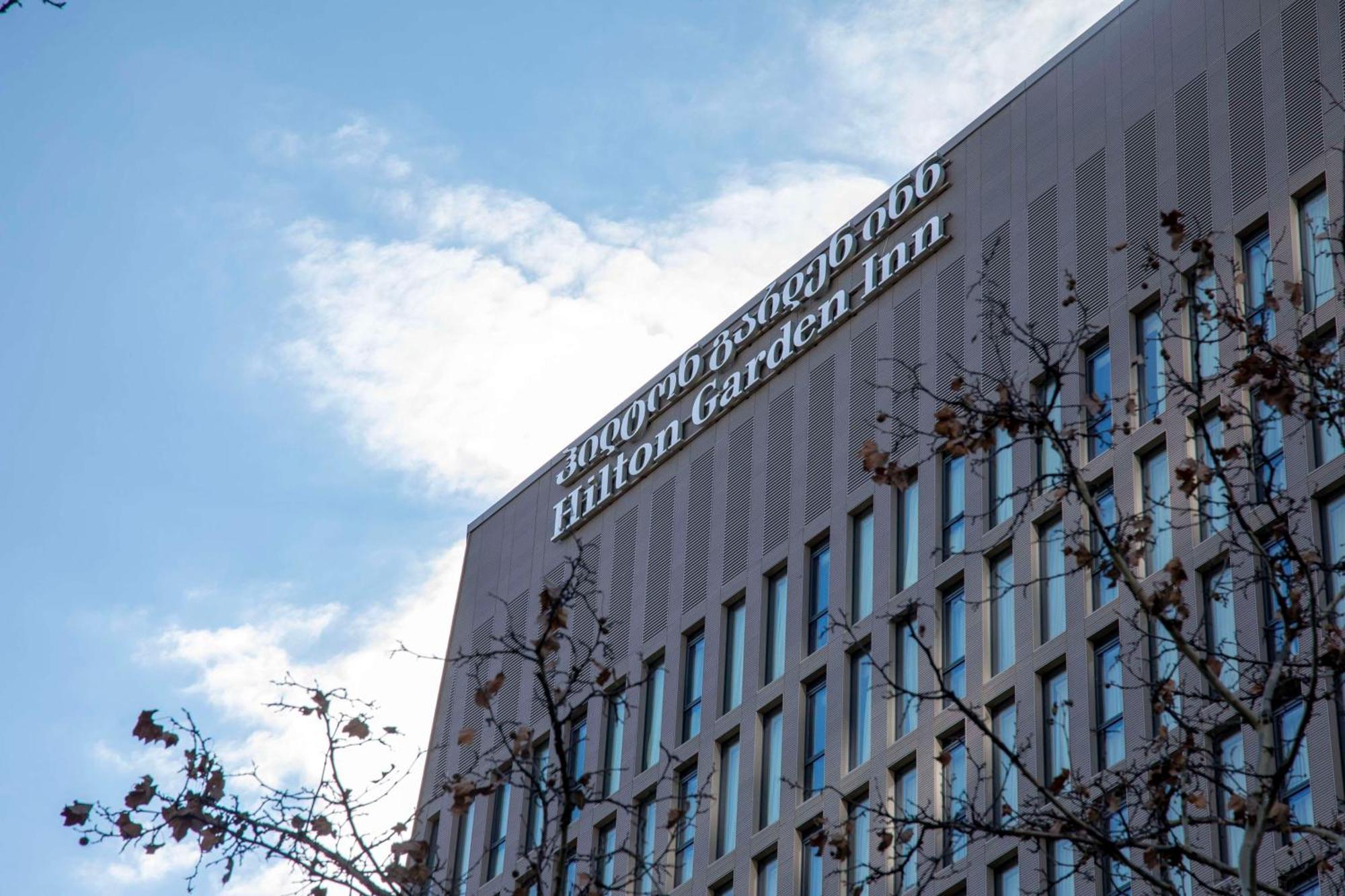 Hilton Garden Inn Tbilisi Chavchavadze Экстерьер фото