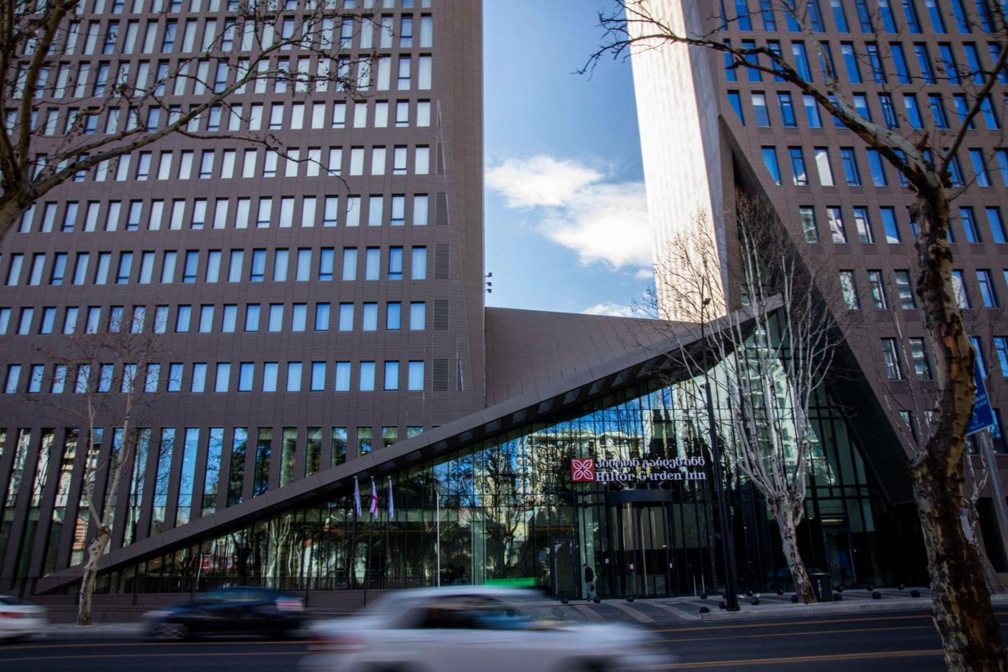 Hilton Garden Inn Tbilisi Chavchavadze Экстерьер фото